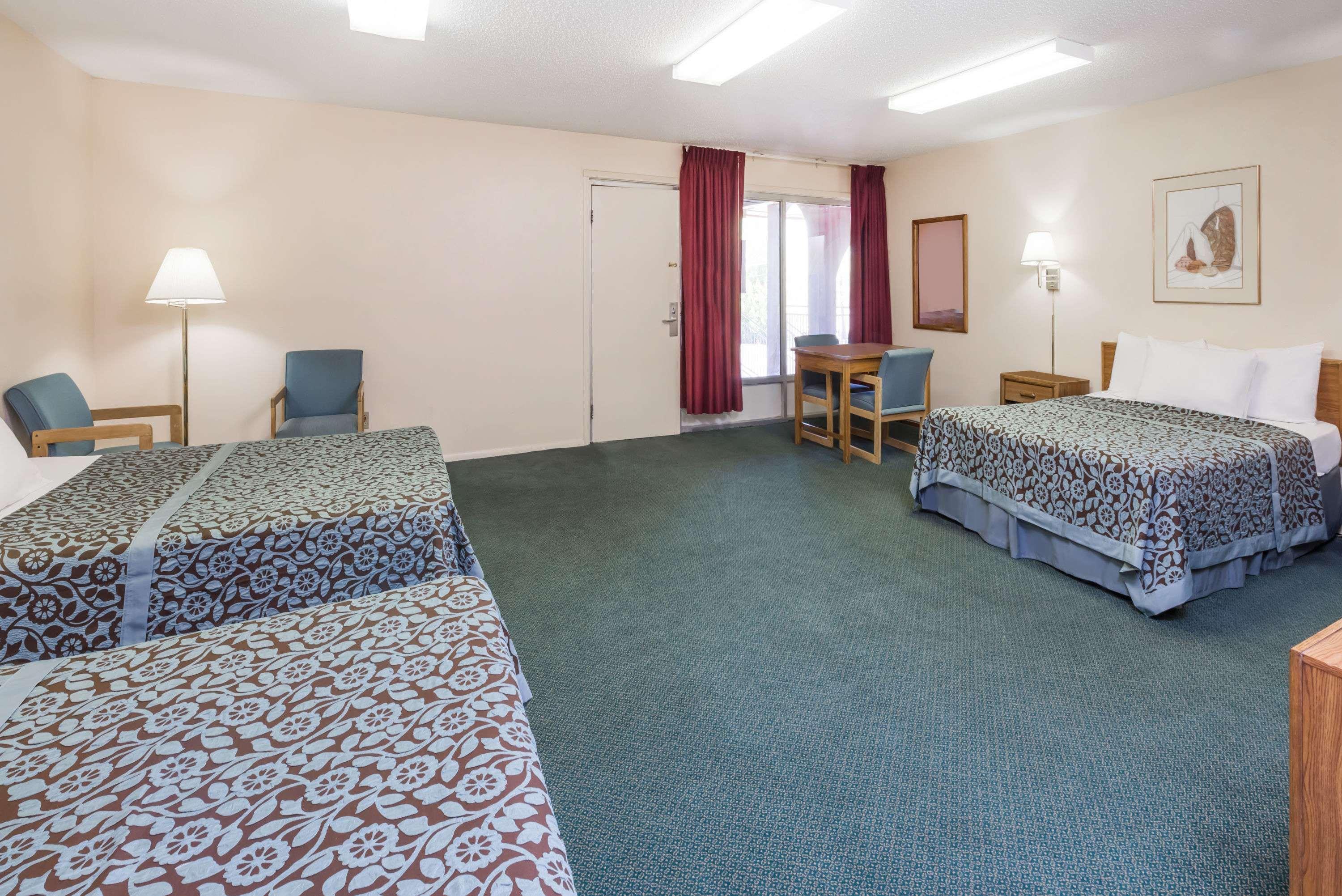 Days Inn By Wyndham Socorro Zewnętrze zdjęcie